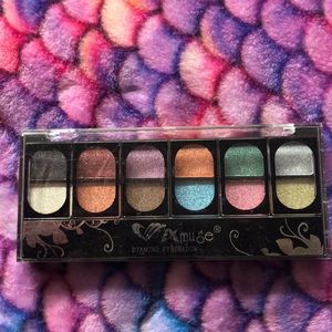 Makeup eye shadow pallet .